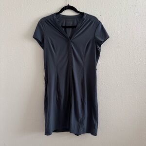 Columbia Outdoor Dress Gray - Size Medium Pit